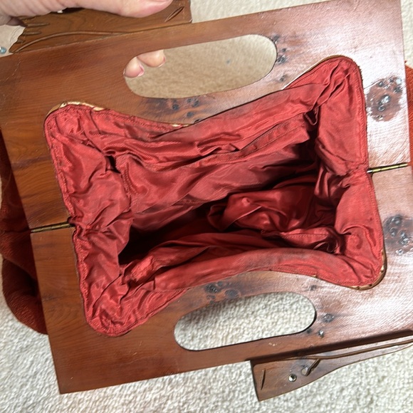 Carved Fish Wood Handle Vintage Purse Bag Clutch-Read - Picture 10 of 10